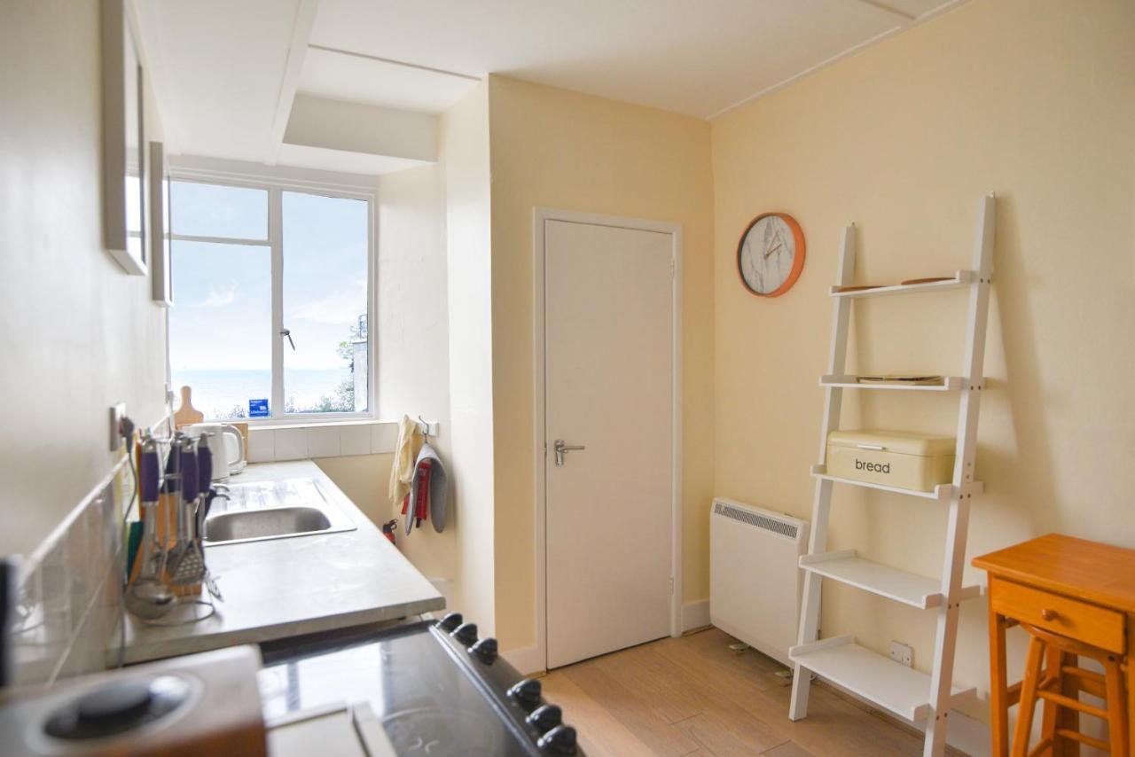 Flat 3, St Agnes House Apartment Лайм Риджис Екстериор снимка